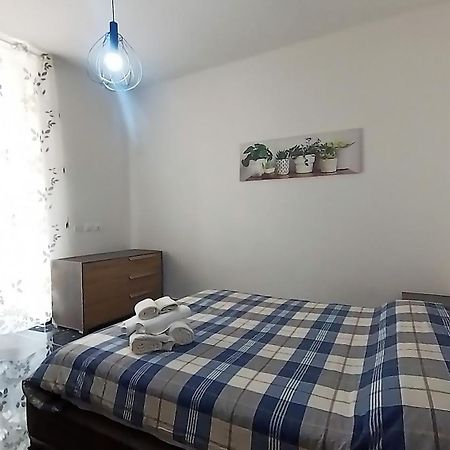 Tra Centro E Mare - Intero Appartamento Con Parcheggio Savona Exteriér fotografie