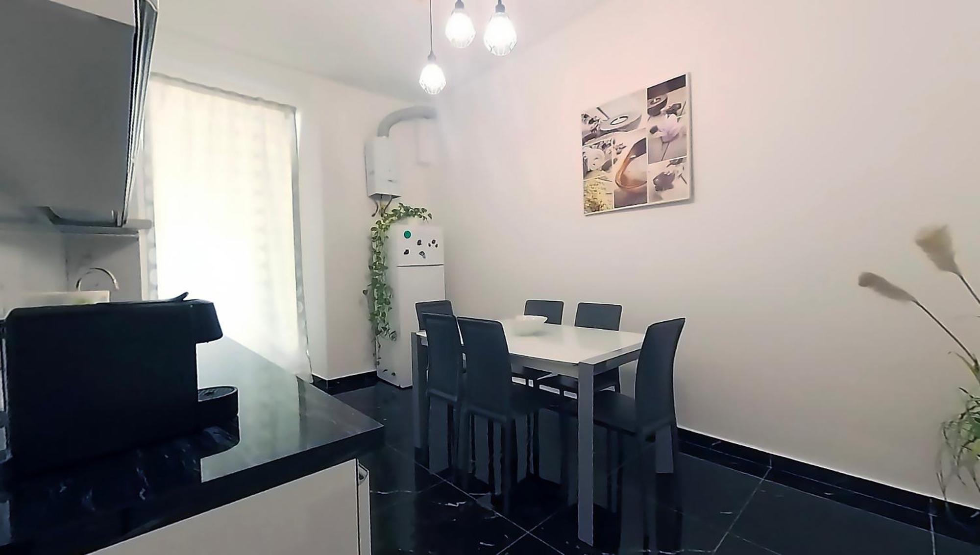 Tra Centro E Mare - Intero Appartamento Con Parcheggio Savona Exteriér fotografie